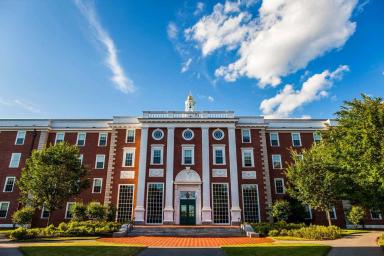 Harvard University (HU)